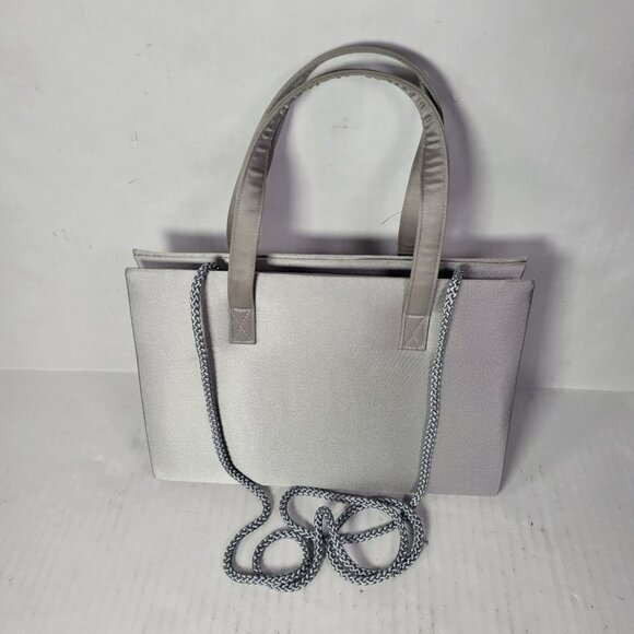 Silver Satin Evening Handbag With Chain Strap & Compact Mirror Crossbody - Picture 1 of 8